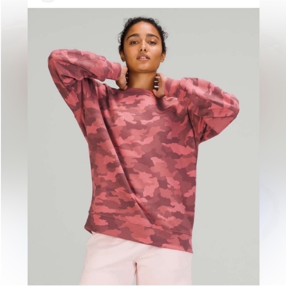 Lululemon Women’s Sweatshirt Perfectly Oversized Crew Sweatshirt Camo Pink sz 8